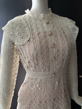 Vintage-Inspired Cream Lace Long-Sleeve Dress with Pearl Buttons